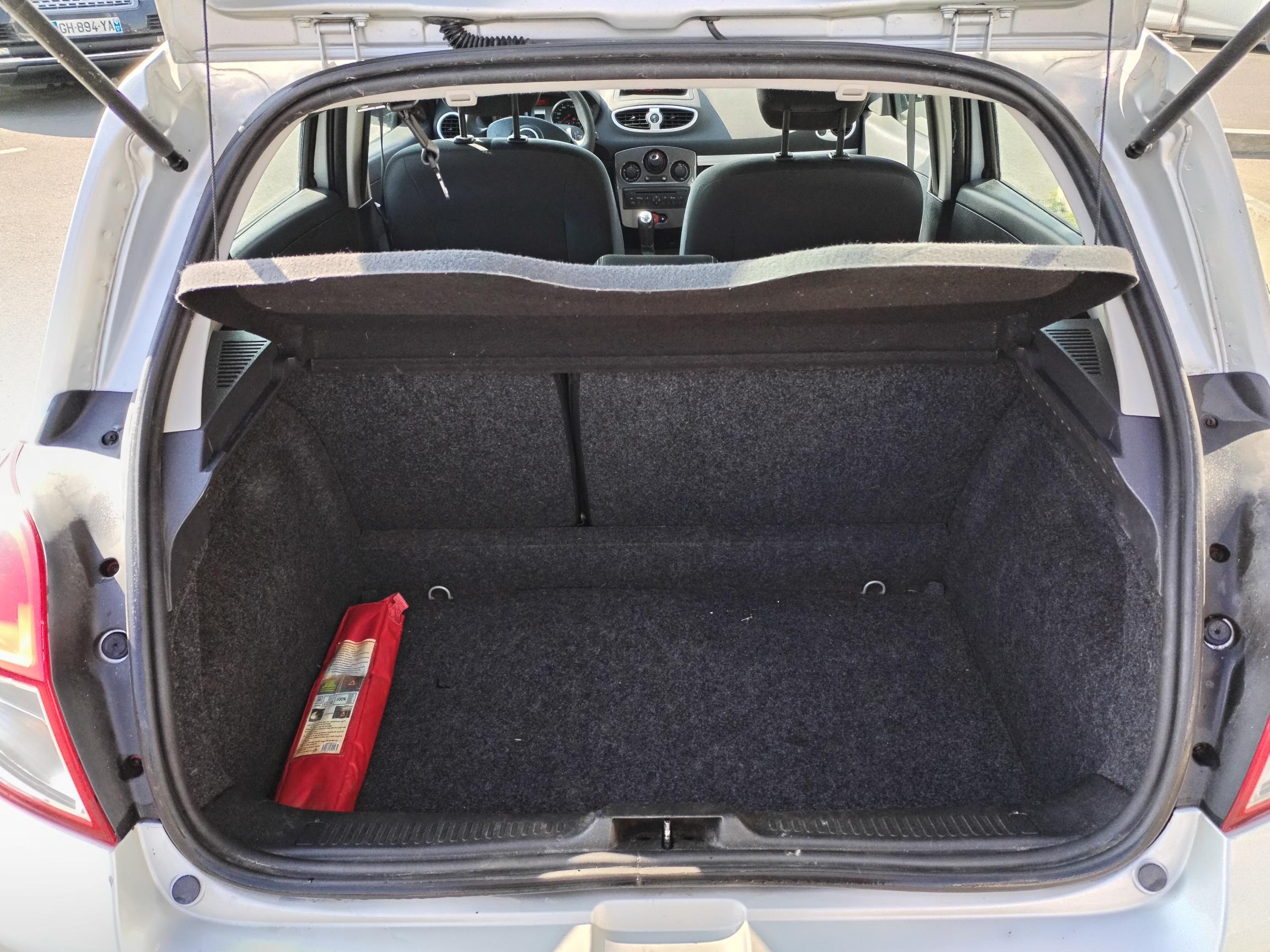RENAULT  CLIO III